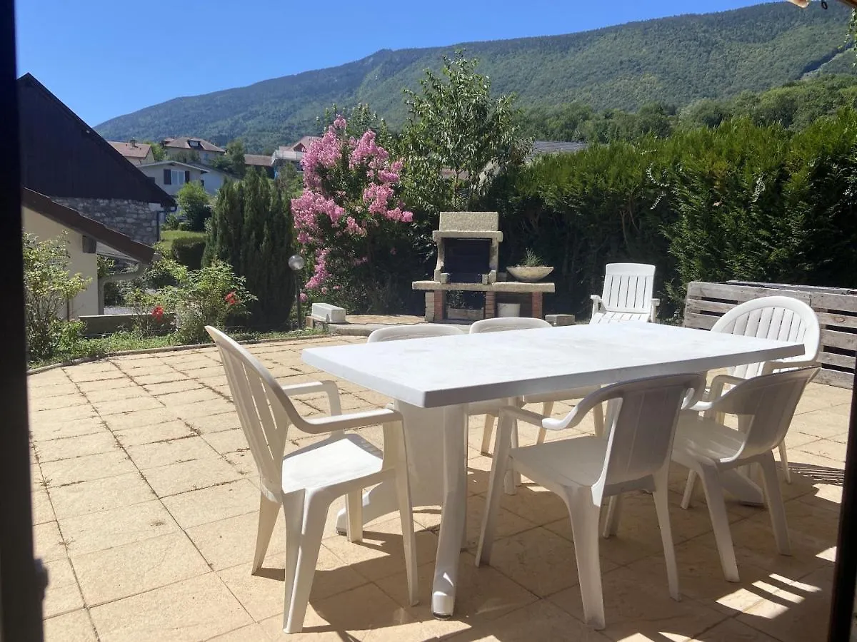 Saint-Jorioz Maison , Vue Montagnes, Jardin Clos , 8Pers 0*,  France