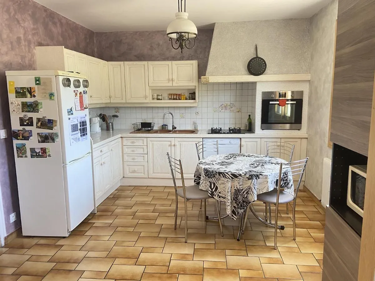 Saint-Jorioz Maison , Vue Montagnes, Jardin Clos , 8Pers Holiday home